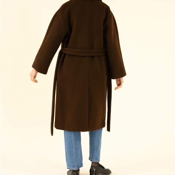 SISTERHOOD Mabe Coat - Picture 6 of 9